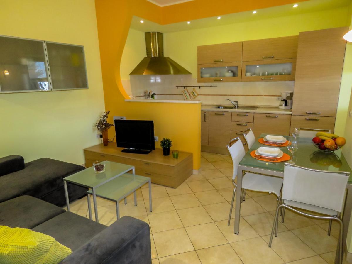 Apartment Palmic Ловран Екстер'єр фото