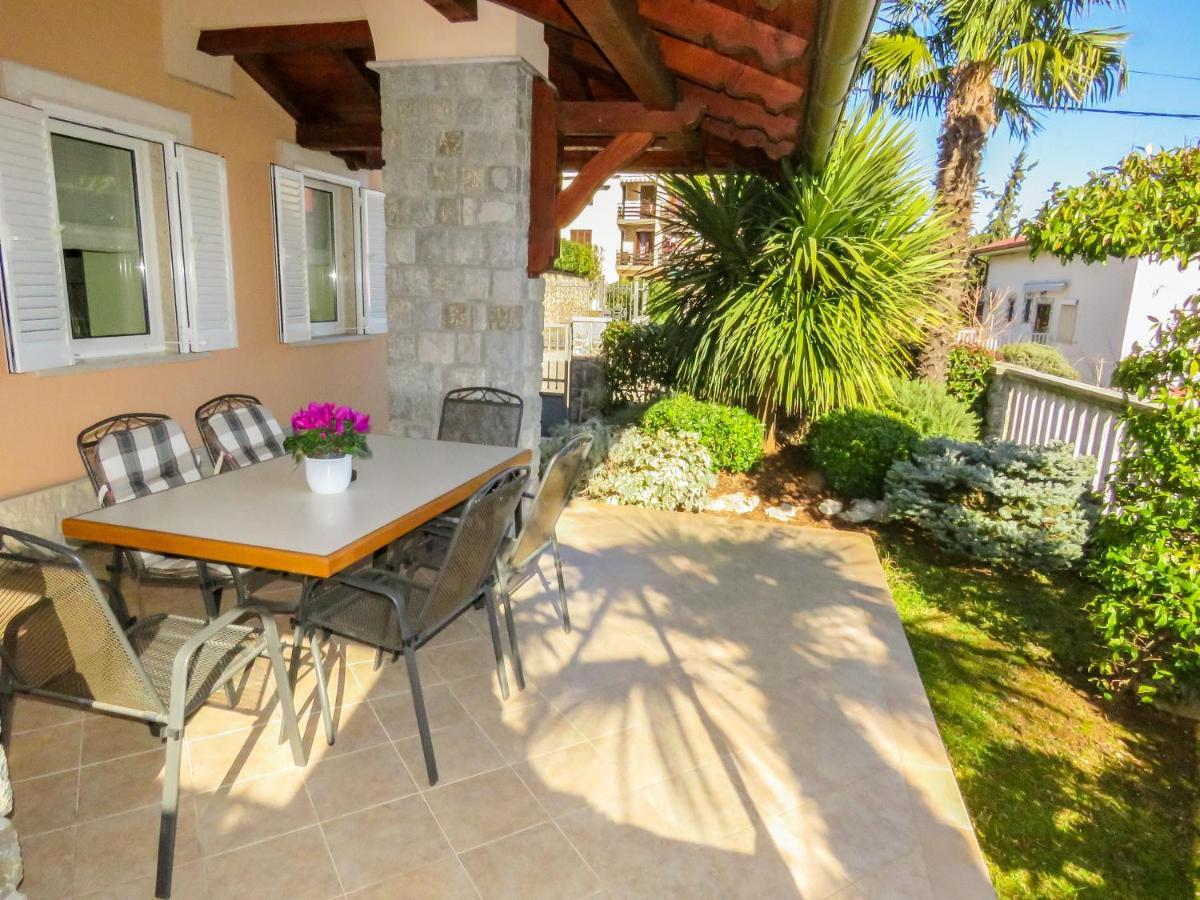 Apartment Palmic Ловран Екстер'єр фото
